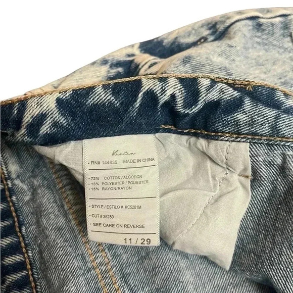 KanCan High Rise Distressed Frayed Hem Mom Jeans Acid Wash Women’s size 11/29 - Picture 6 of 15